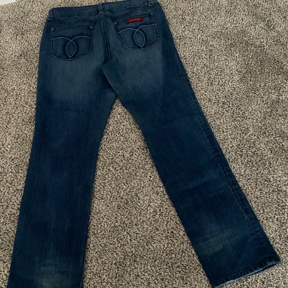 Vintage Sasson Classic Denim Jeans with Stitch Detail - Picture 7 of 9